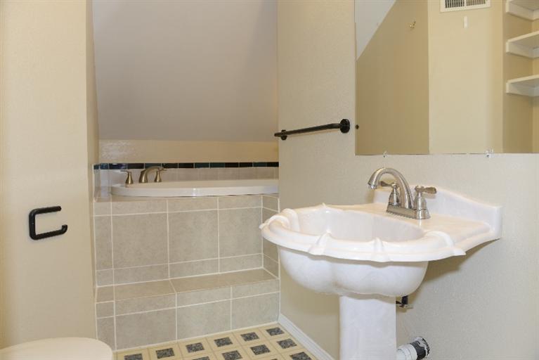 Queen Anne Addition - Residential