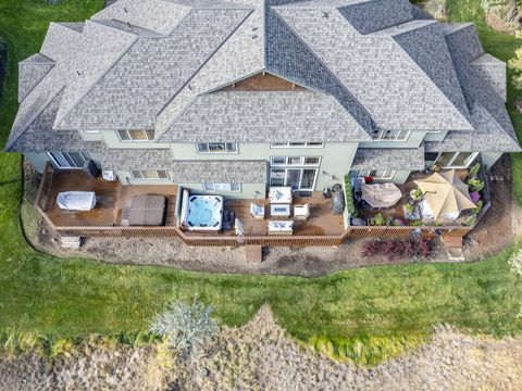 Tiny photo for 964 Golden Pheasant Drive, Redmond, OR 97756 (MLS # 220210231)