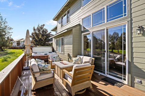 Tiny photo for 964 Golden Pheasant Drive, Redmond, OR 97756 (MLS # 220210231)