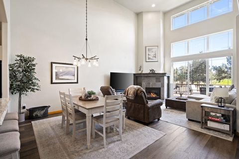 Tiny photo for 964 Golden Pheasant Drive, Redmond, OR 97756 (MLS # 220210231)