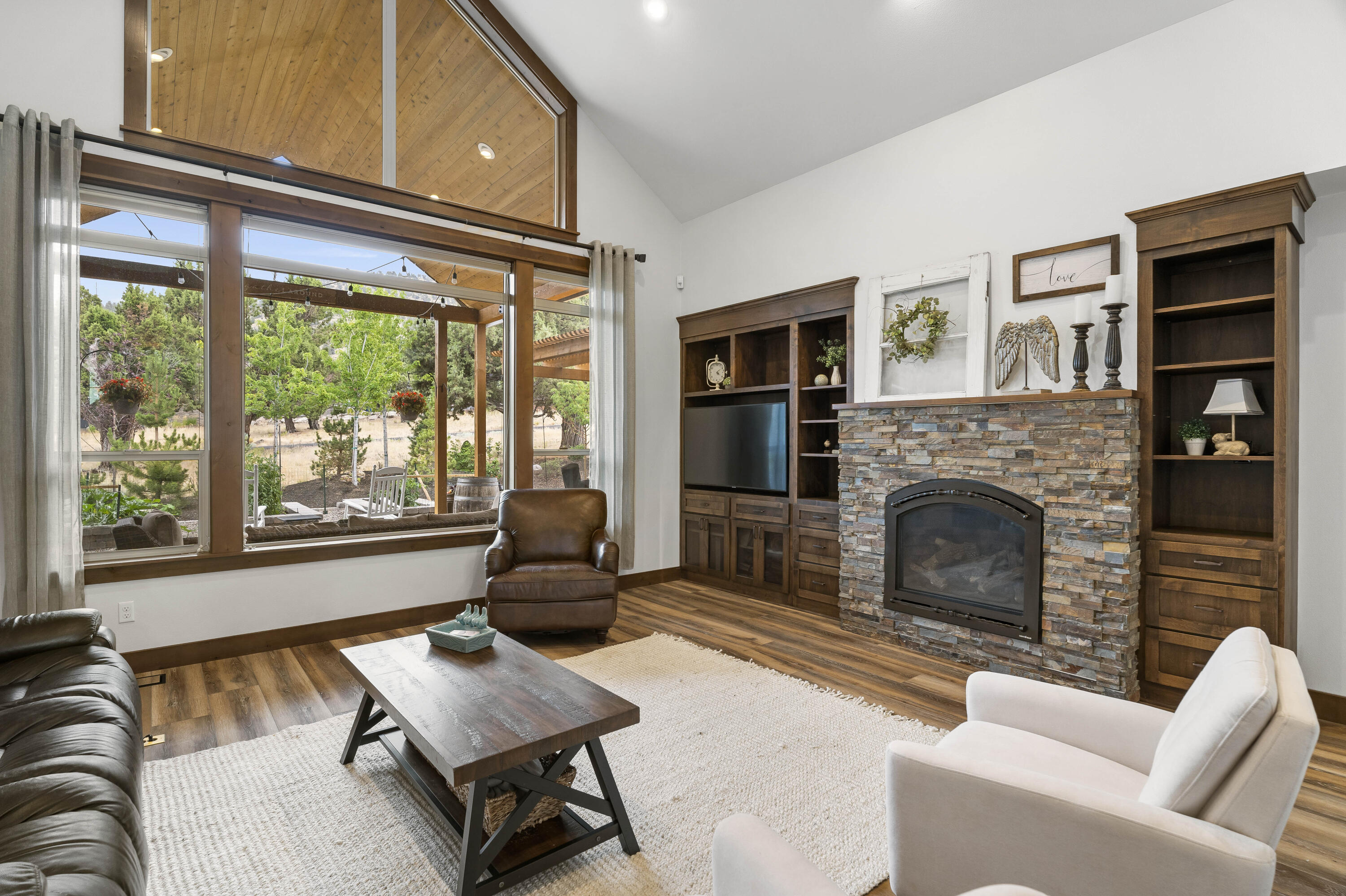 Ridge At Eagle Crest - Residential