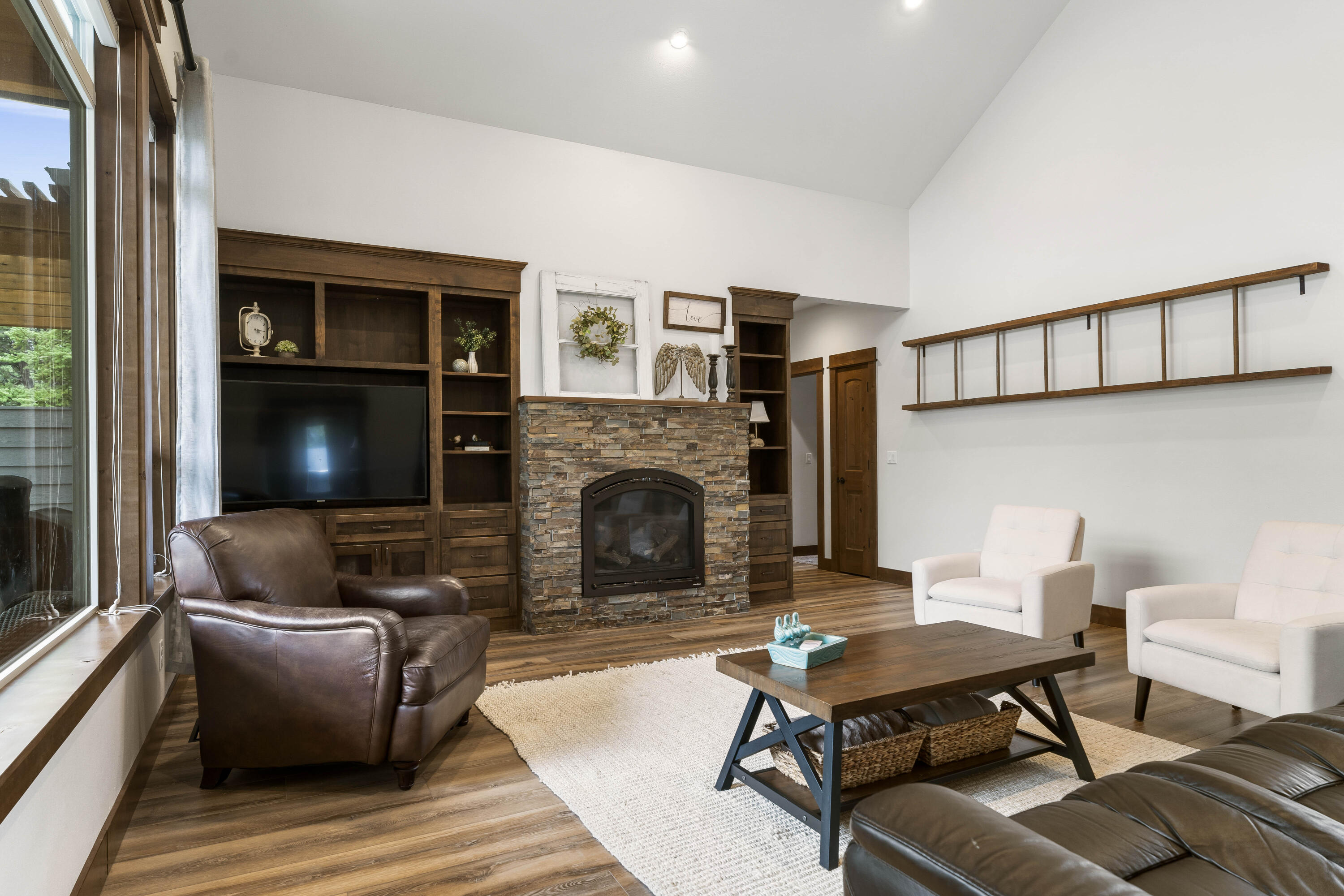 Ridge At Eagle Crest - Residential