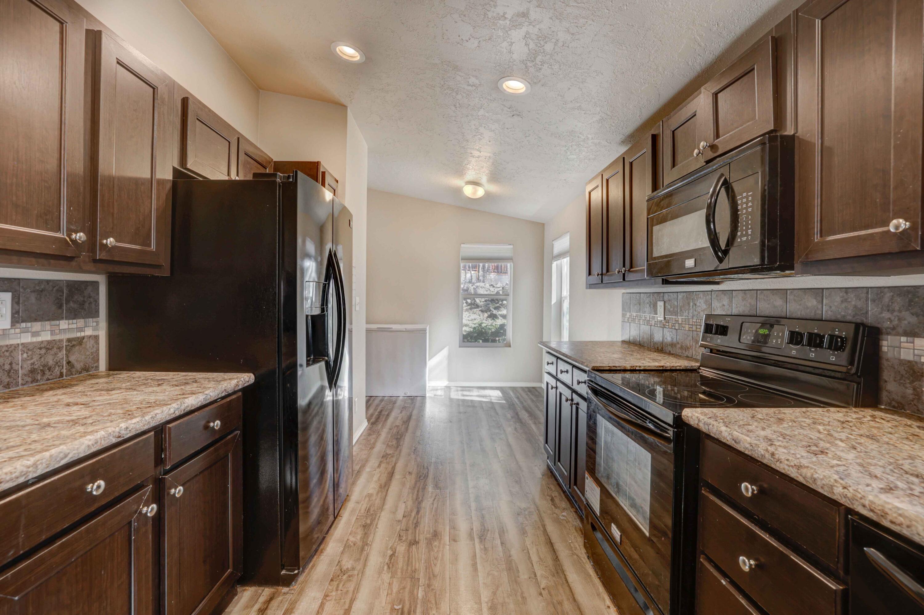 Romaine Village - Residential