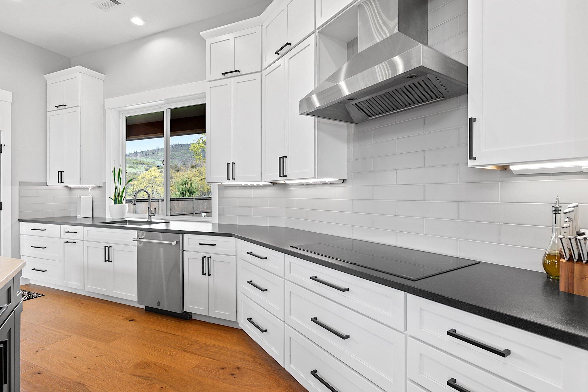 Bella Vista Heights Phases 1 & 2 - Residential