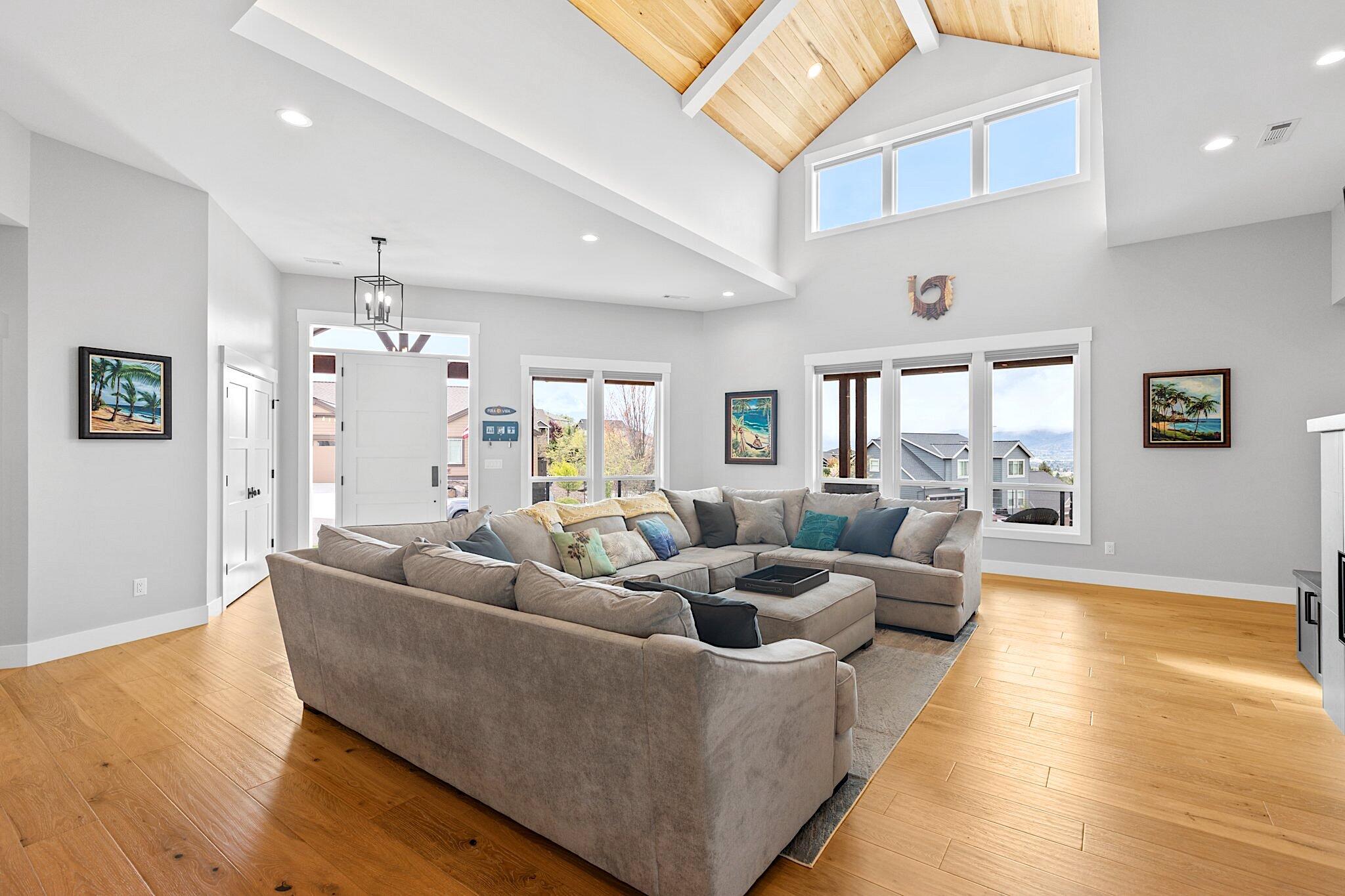 Bella Vista Heights Phases 1 & 2 - Residential