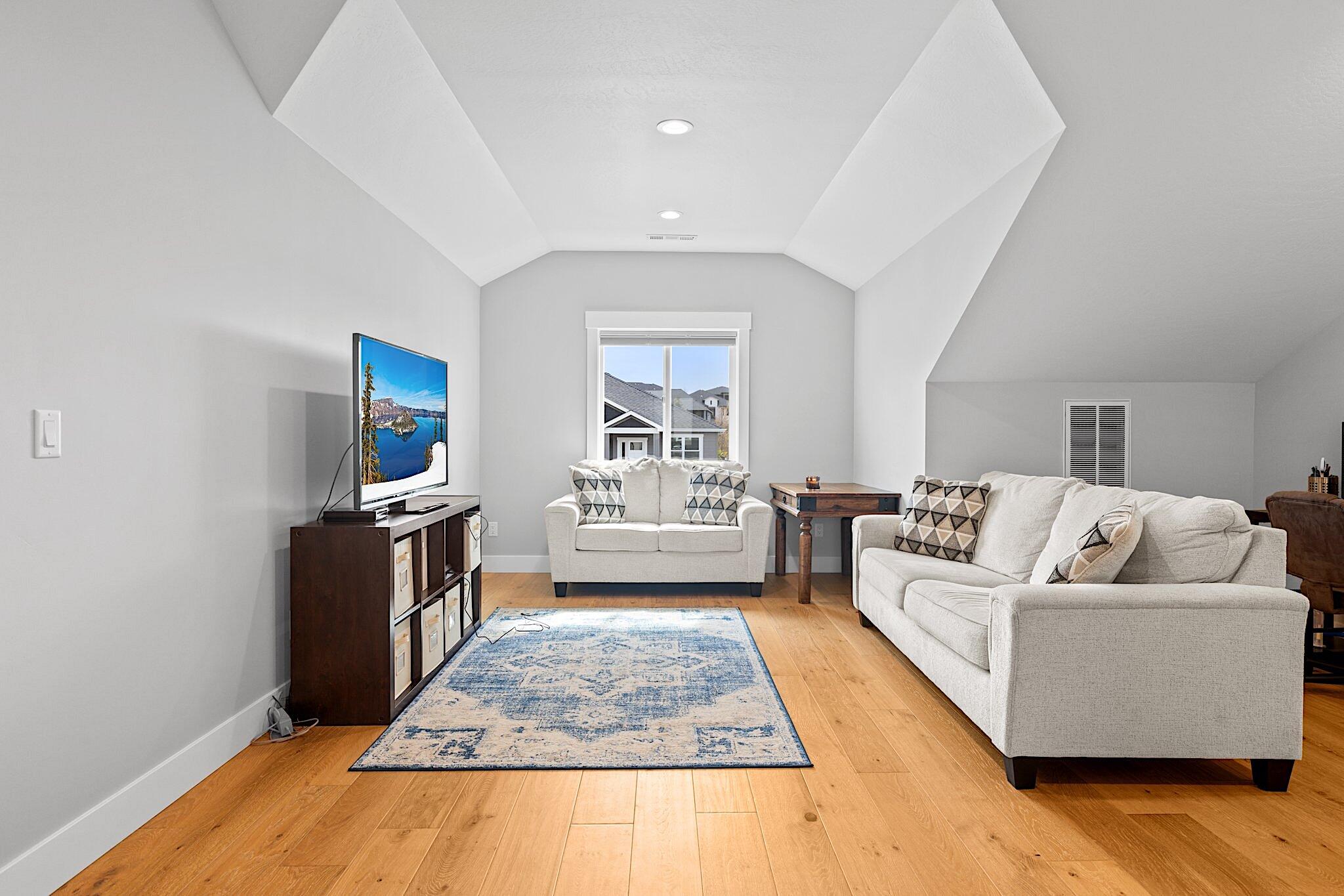 Bella Vista Heights Phases 1 & 2 - Residential