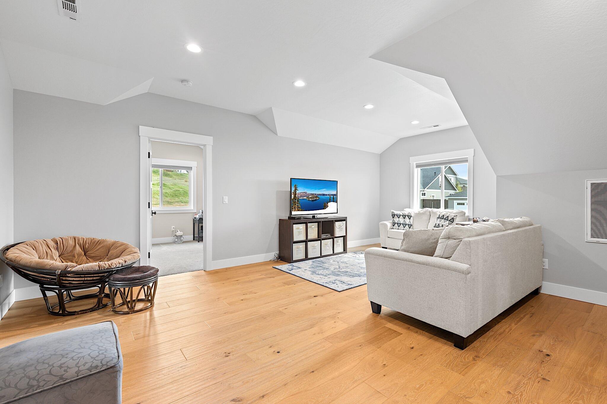 Bella Vista Heights Phases 1 & 2 - Residential