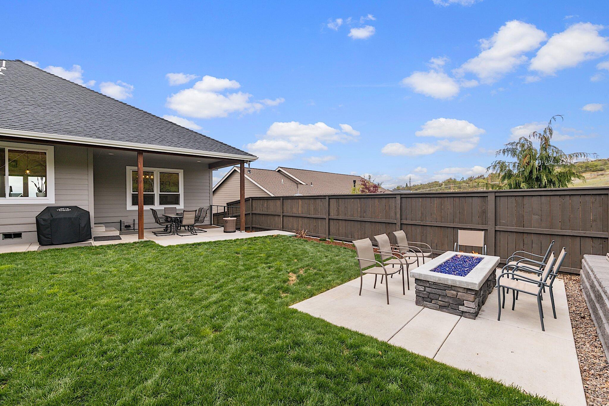 Bella Vista Heights Phases 1 & 2 - Residential