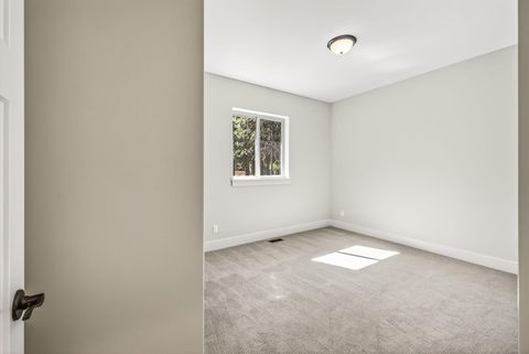 Tiny photo for 16065 Cascade Lane, La Pine, OR 97739 (MLS # 220209912)