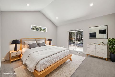 Tiny photo for 16065 Cascade Lane, La Pine, OR 97739 (MLS # 220209912)