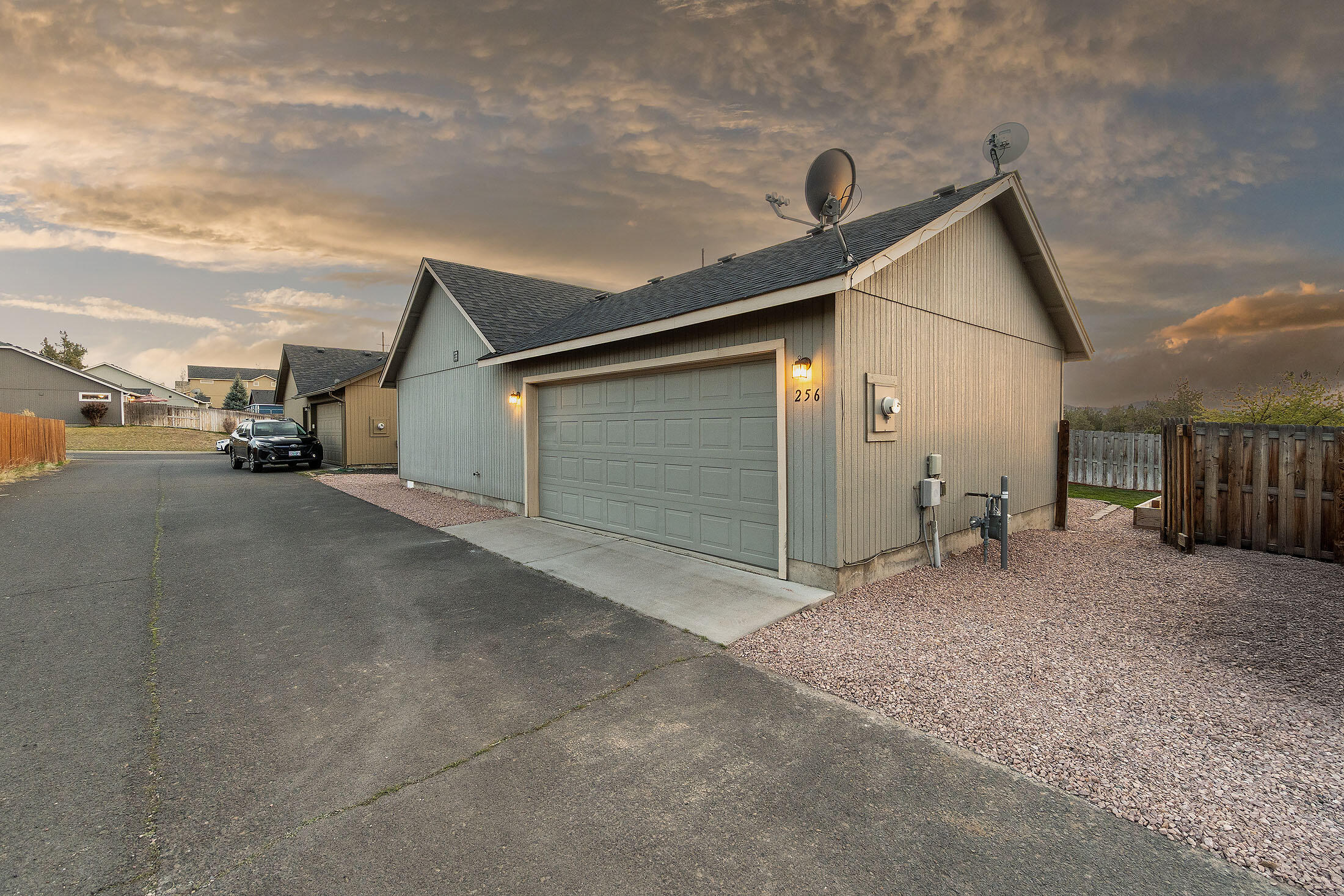 Antler Ridge - Residential