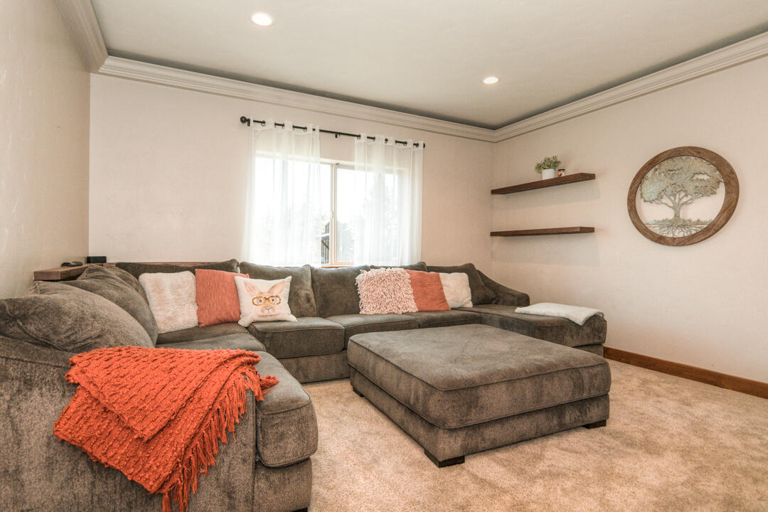 Tetherow Crossing - Residential