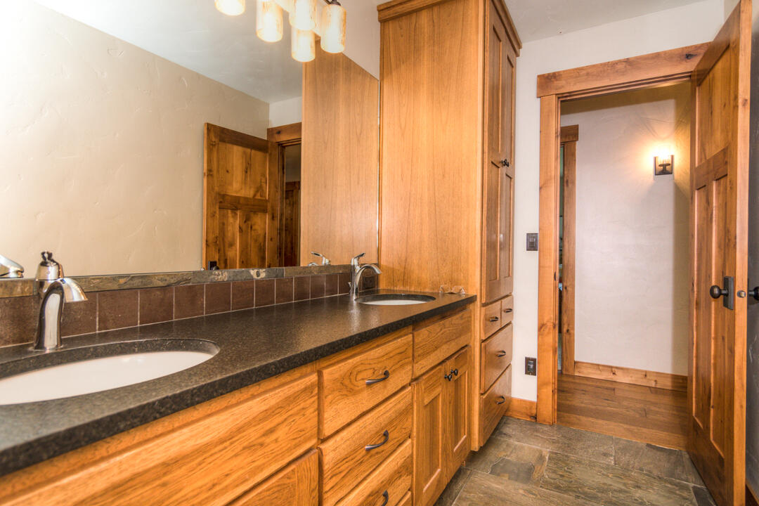 Tetherow Crossing - Residential