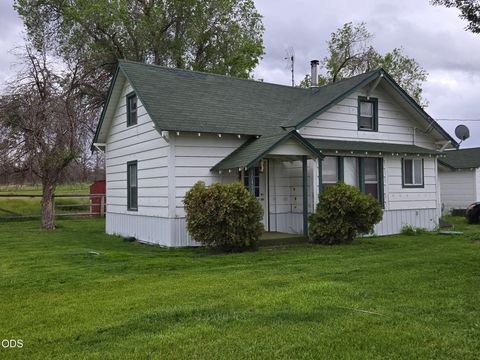 Tiny photo for 10410 SW Houston Lake Road, Powell Butte, OR 97753 (MLS # 220223057)