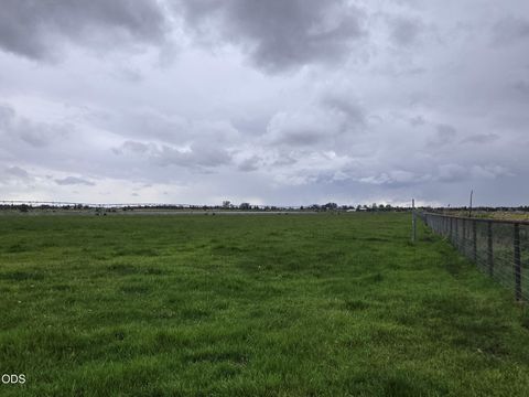 Tiny photo for 10410 SW Houston Lake Road, Powell Butte, OR 97753 (MLS # 220223057)