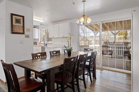 Tiny photo for 2934 NE Wells Acres Road, Bend, OR 97701 (MLS # 220215873)