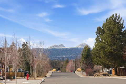 Tiny photo for 2934 NE Wells Acres Road, Bend, OR 97701 (MLS # 220215873)