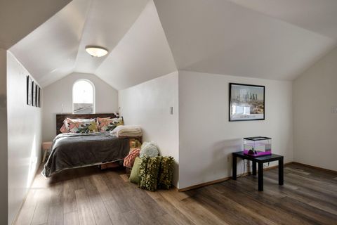 Tiny photo for 2934 NE Wells Acres Road, Bend, OR 97701 (MLS # 220215873)