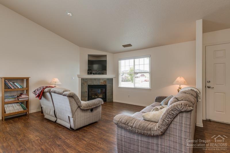 Empire Crossing - Residential