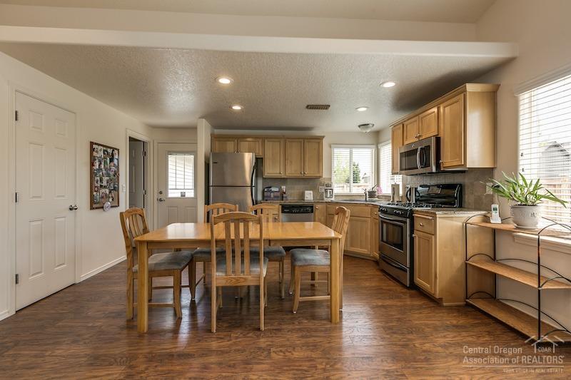 Empire Crossing - Residential