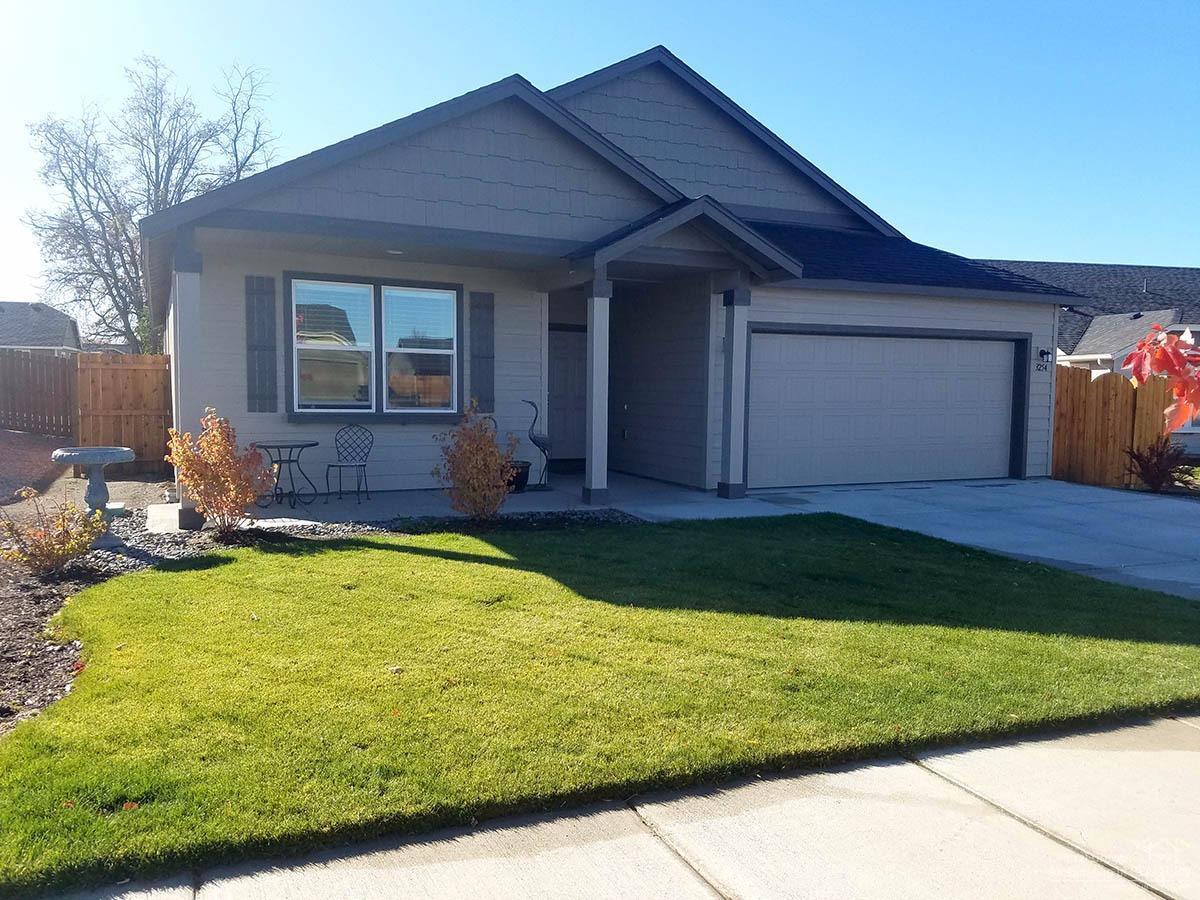 Carly Meadows - Residential