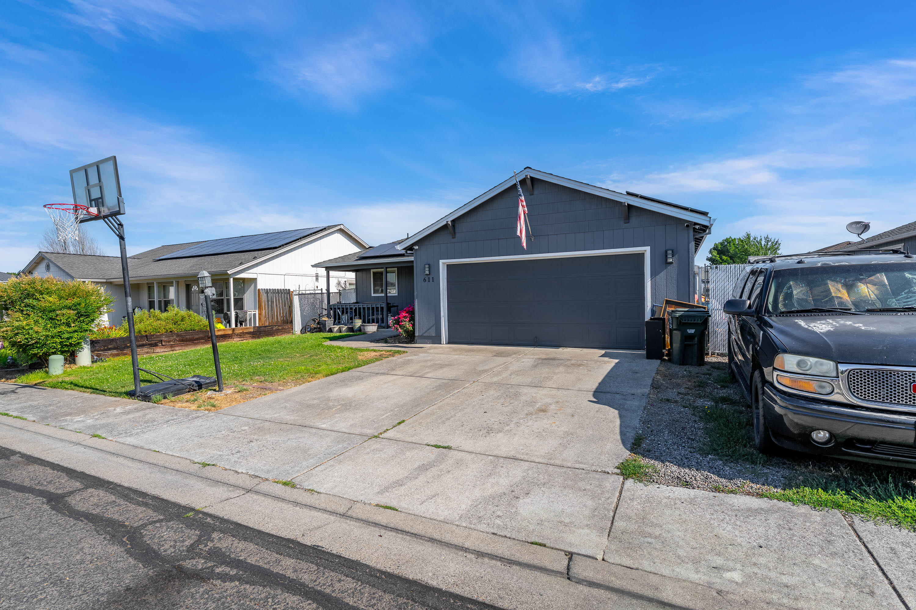 Mcloughlin Meadows Phase I - Residential