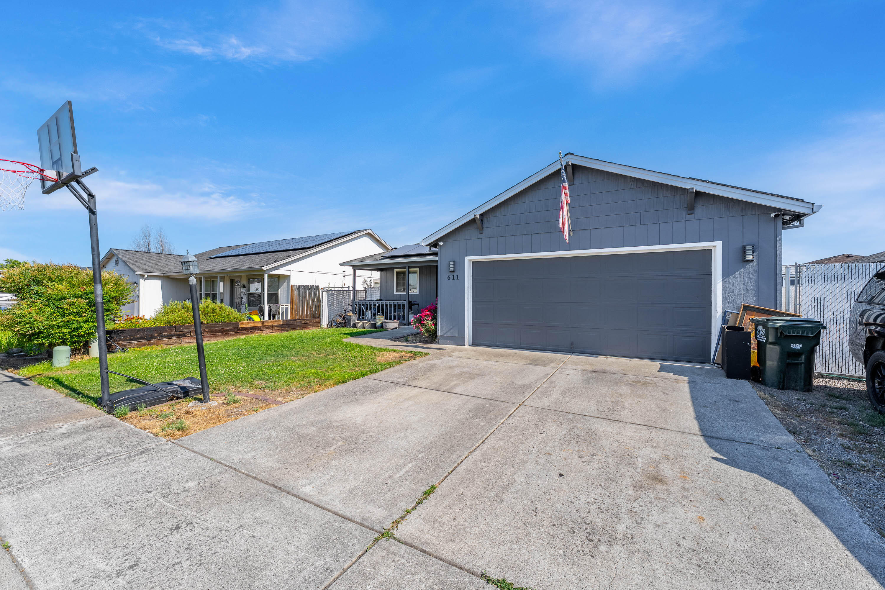 Mcloughlin Meadows Phase I - Residential