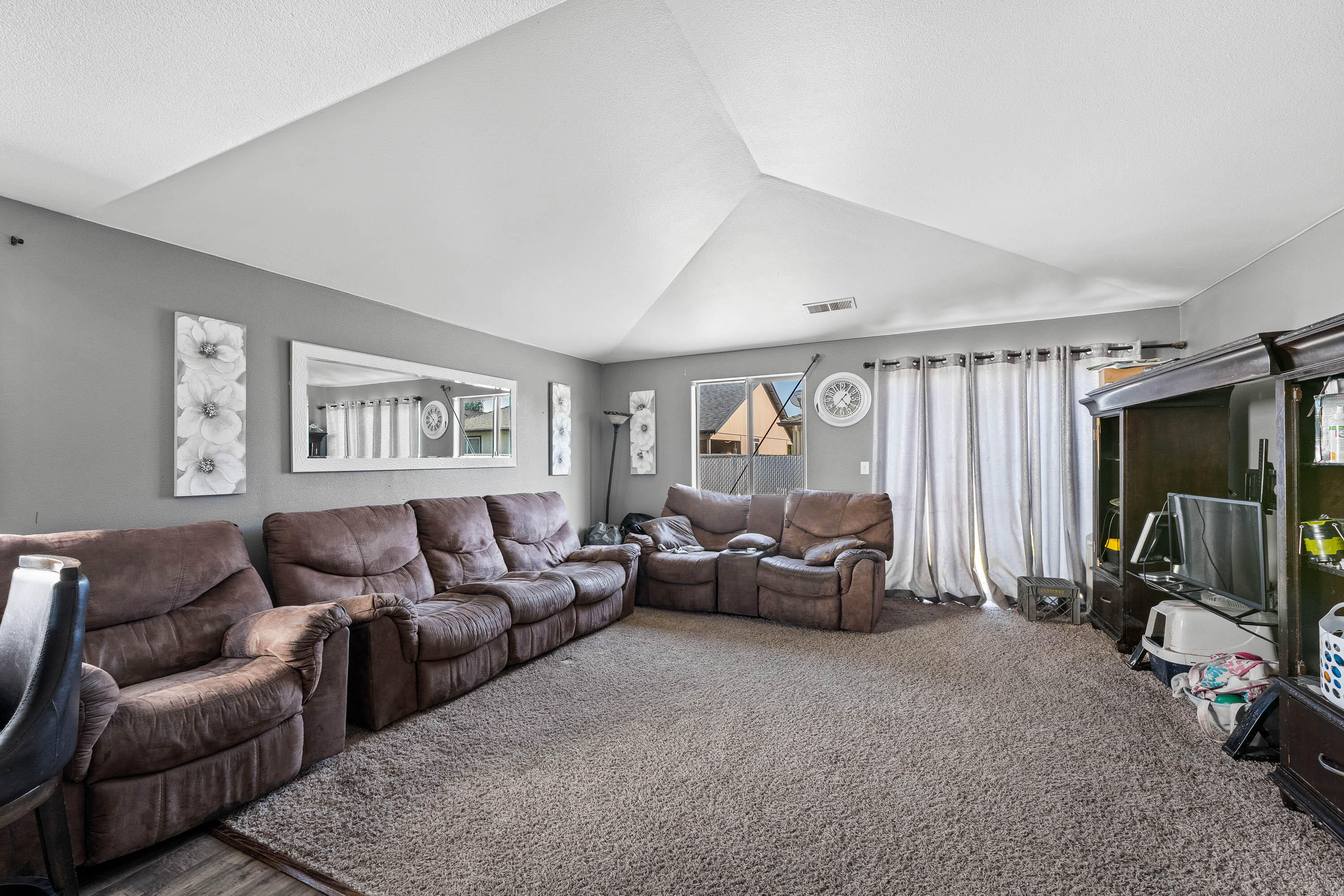 Mcloughlin Meadows Phase I - Residential