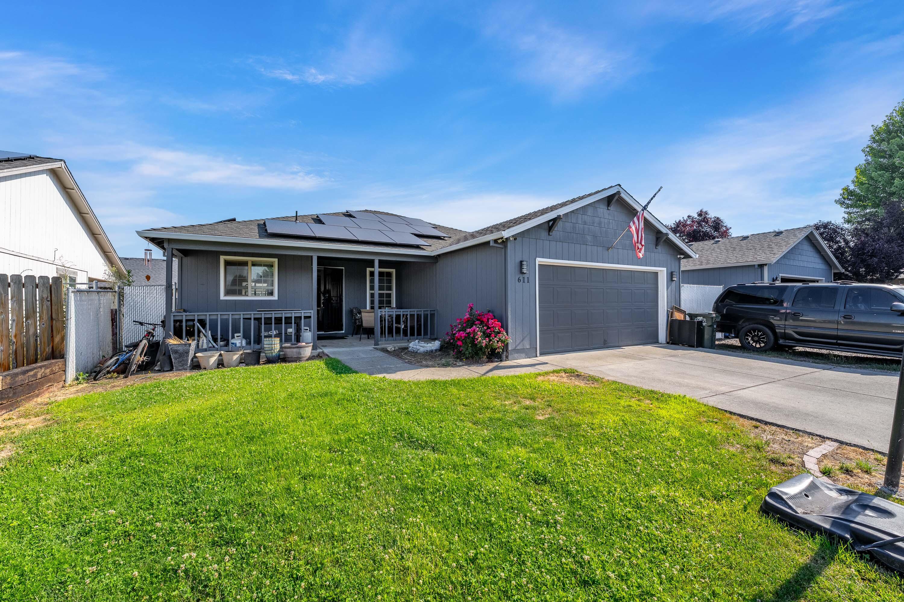 Mcloughlin Meadows Phase I - Residential