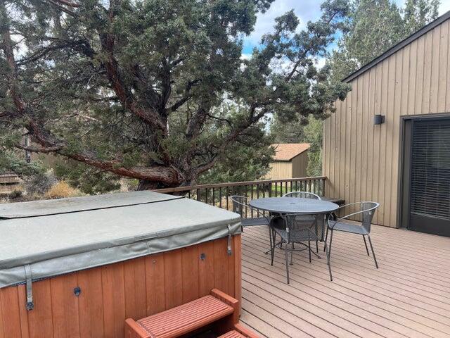 Eagle Crest - Residential