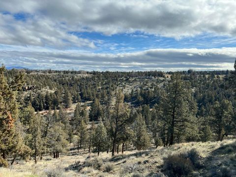 Tiny photo for 1830 Redtail Hawk Drive #RV59J, Redmond, OR 97756 (MLS # 220216764)