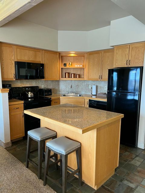 Tiny photo for 1830 Redtail Hawk Drive #RV59J, Redmond, OR 97756 (MLS # 220216764)