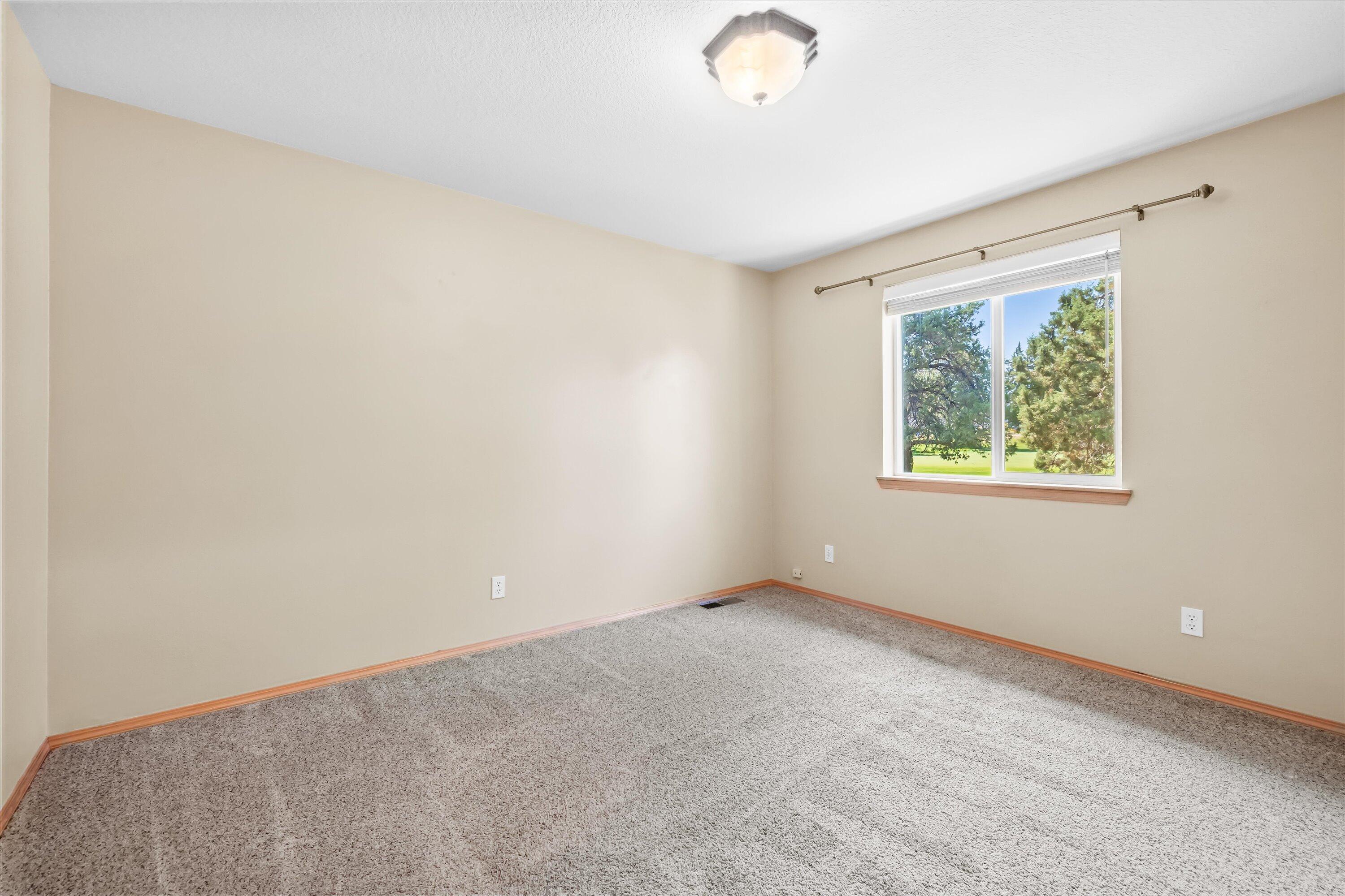 Greens At Redmond - Residential