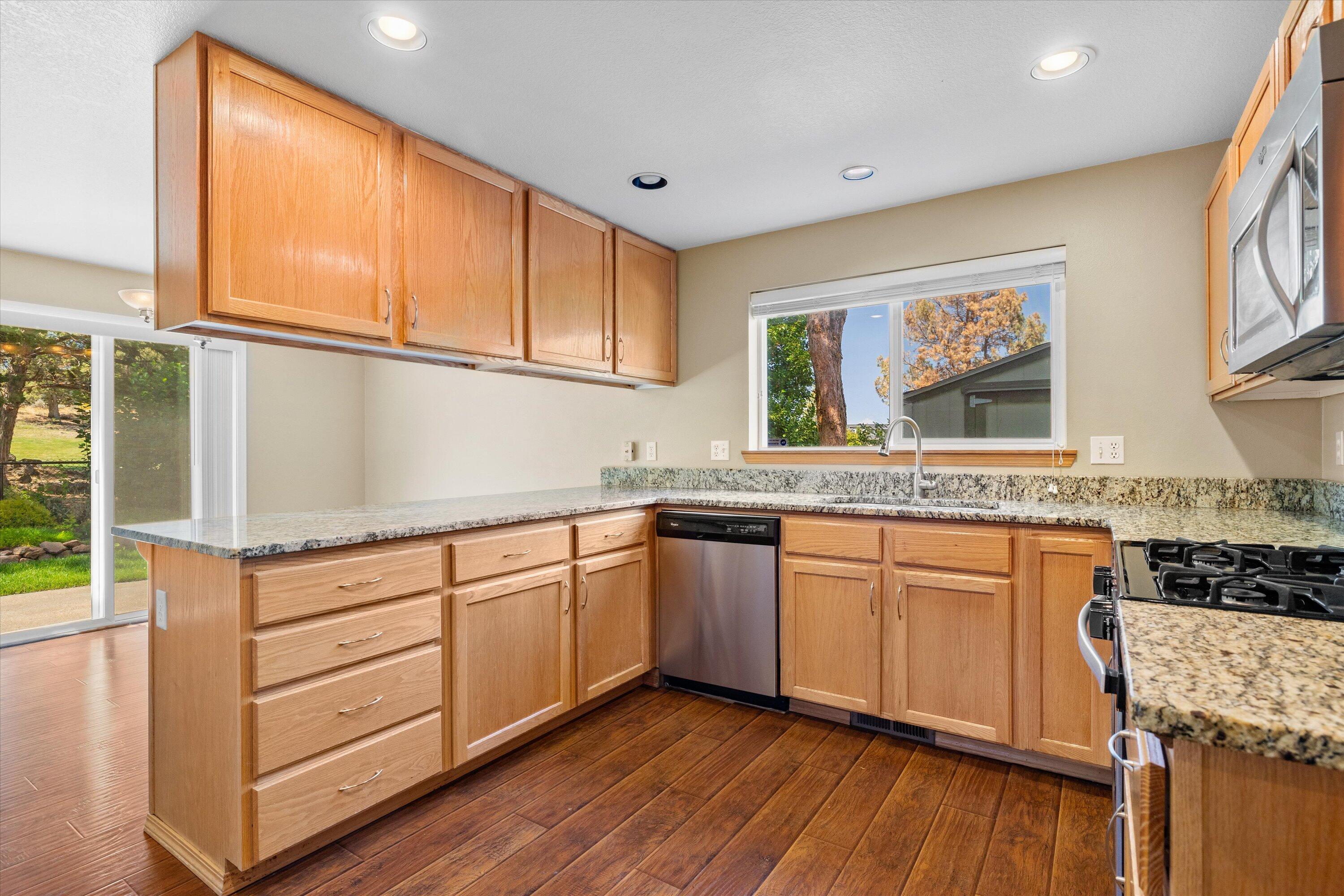 Greens At Redmond - Residential