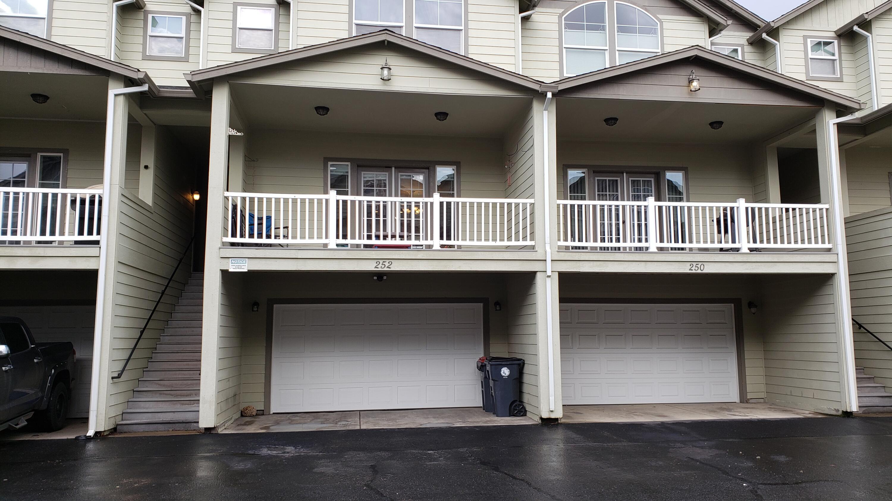 Hiatt Court - Residential