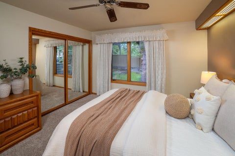 Tiny photo for 57716 Vine Maple Lane, Sunriver, OR 97707 (MLS # 220227292)