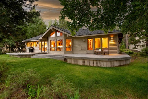 Tiny photo for 57716 Vine Maple Lane, Sunriver, OR 97707 (MLS # 220227292)