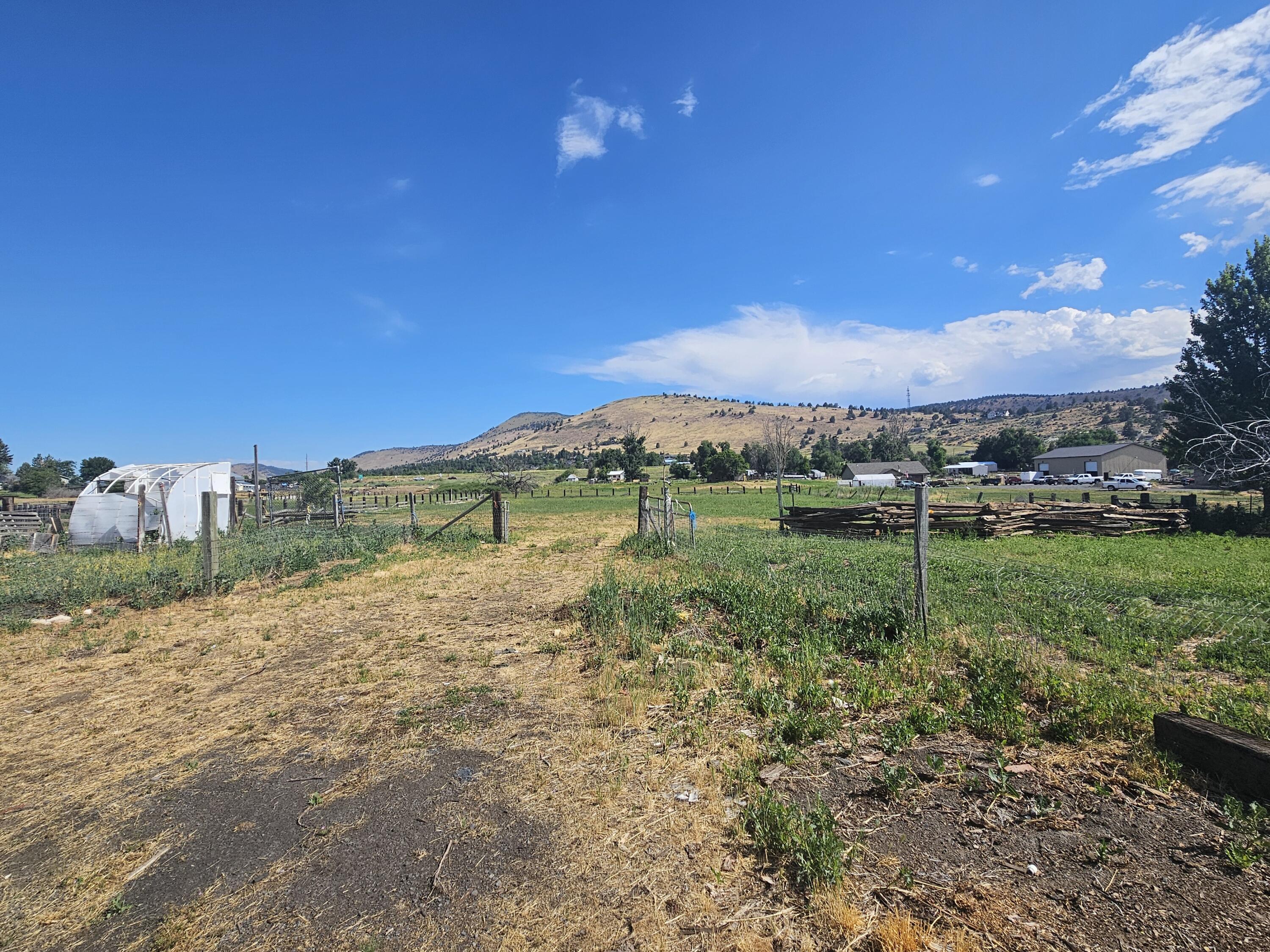 Junction Acres - Residential