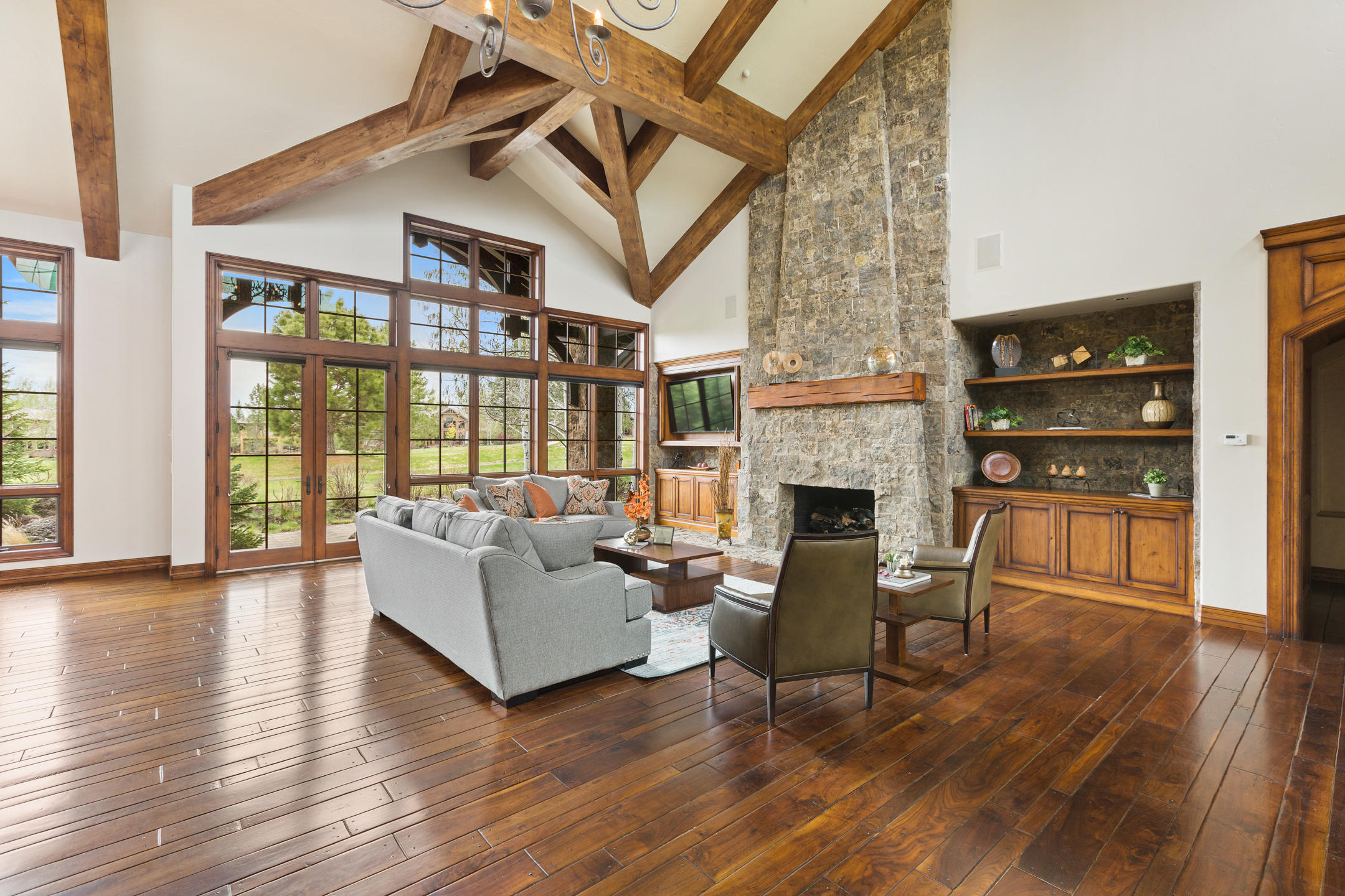 Broken Top - Residential