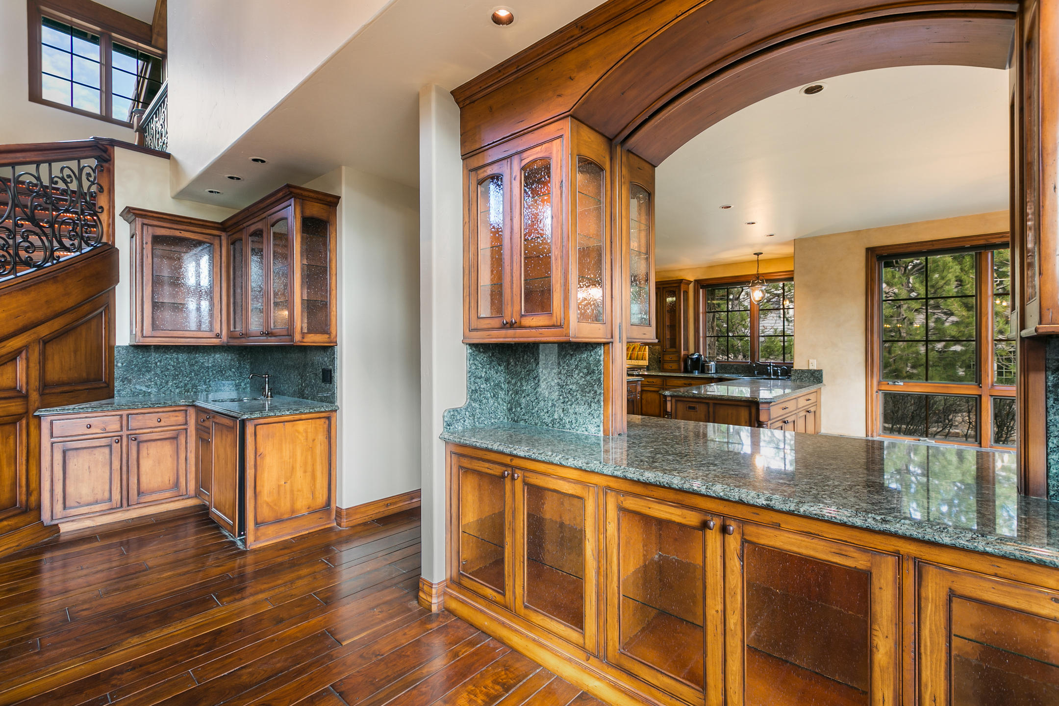 Broken Top - Residential