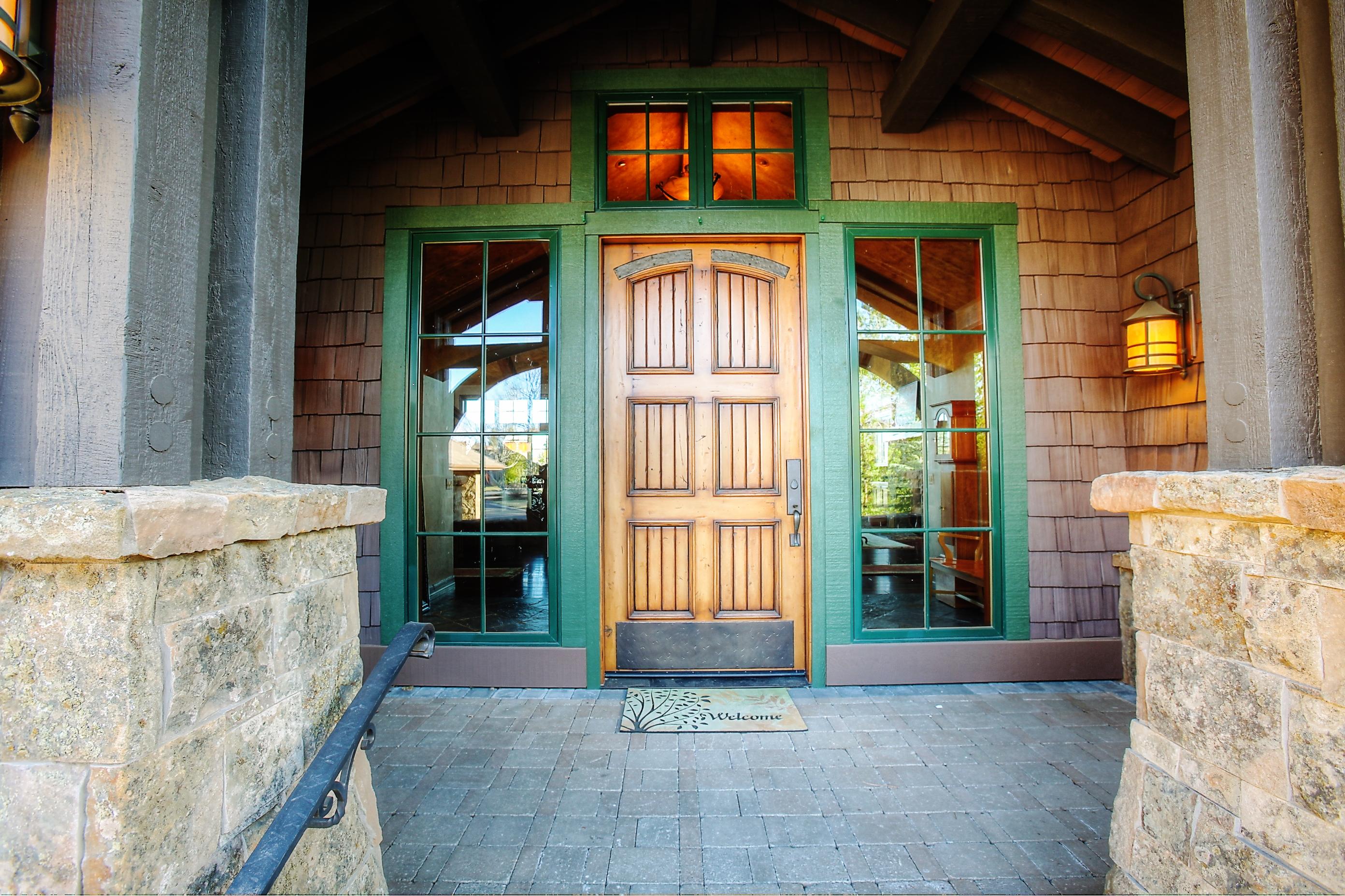 Broken Top - Residential