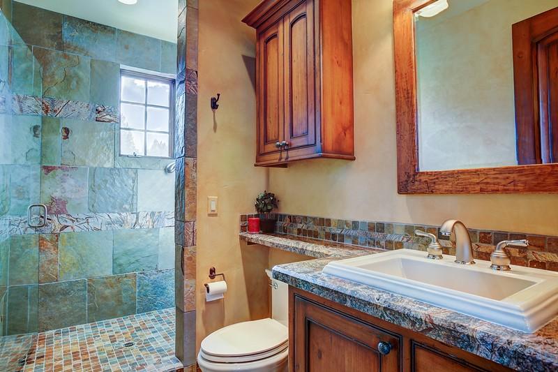 Broken Top - Residential