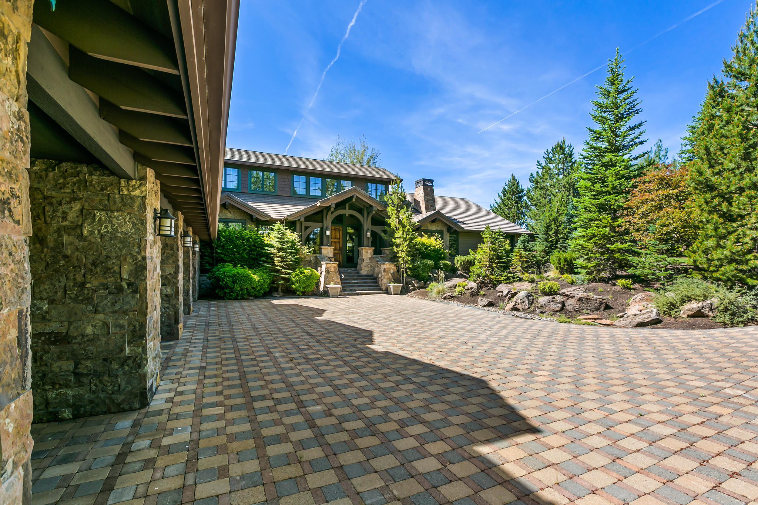 Broken Top - Residential