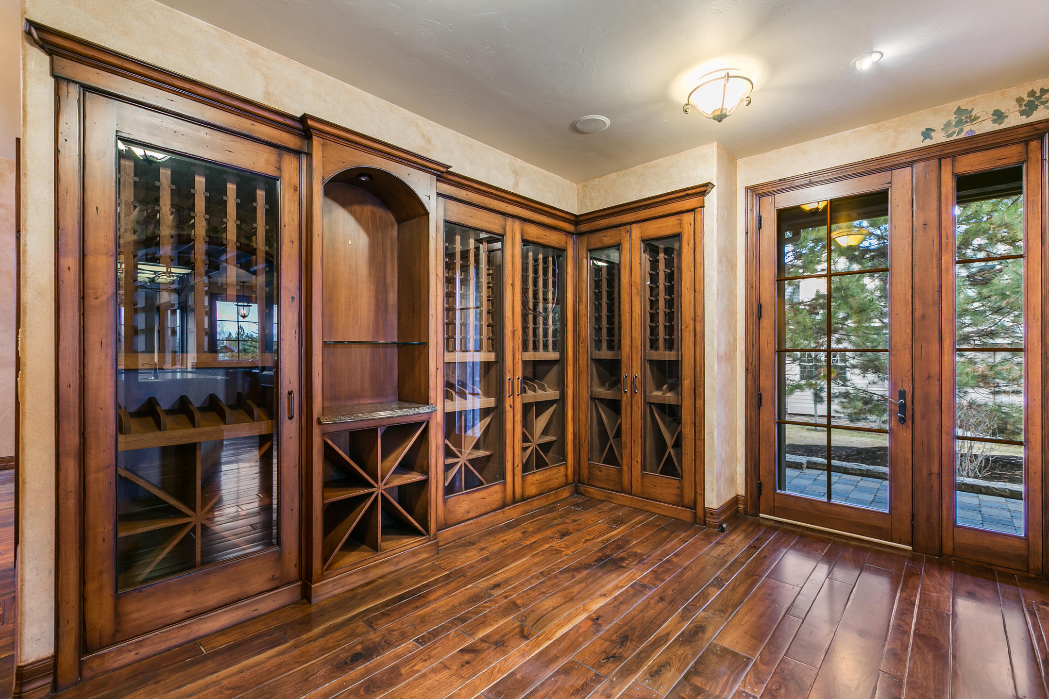 Broken Top - Residential