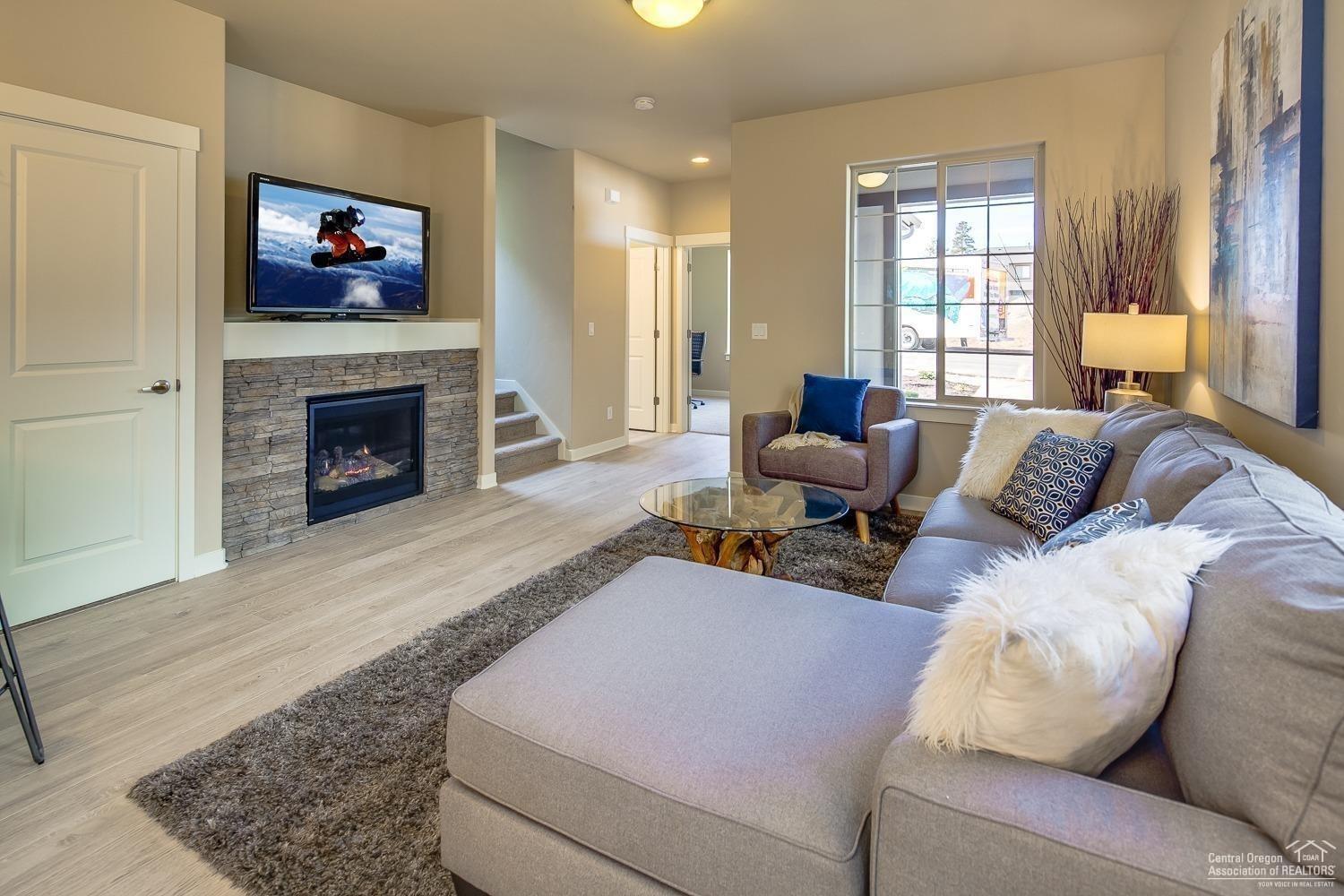 Triple Ridge - Residential