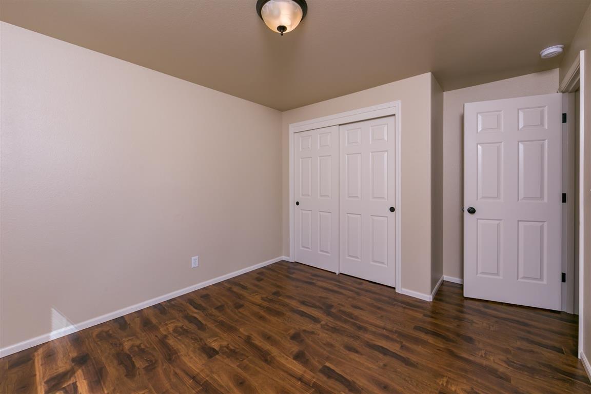 Little Butte Meadows - Residential