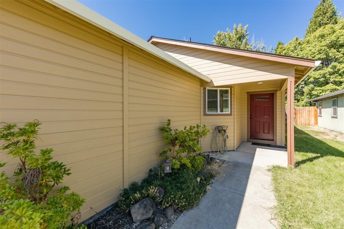 Little Butte Meadows - Residential