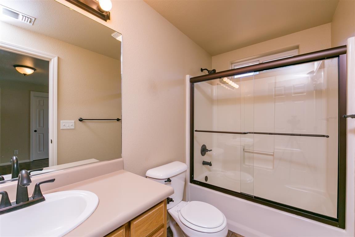 Little Butte Meadows - Residential