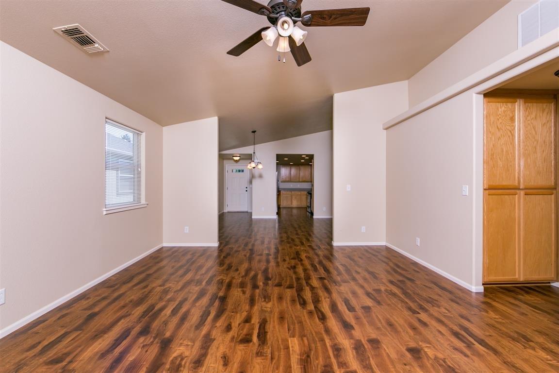 Little Butte Meadows - Residential