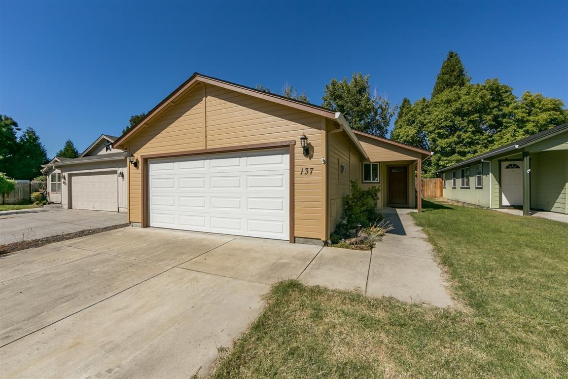 Little Butte Meadows - Residential